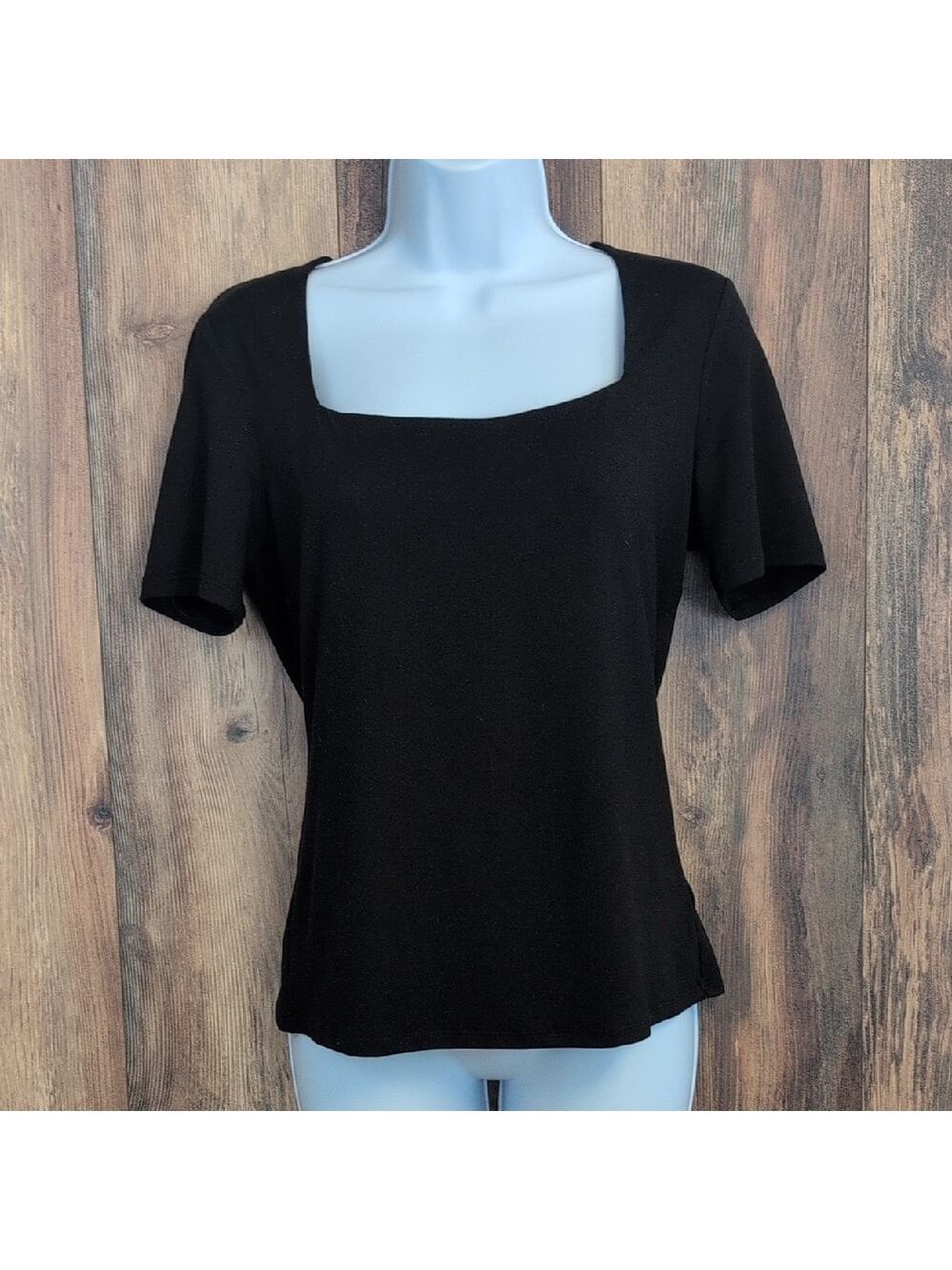 H&M Elegant Black Square Neck Blouse Tee M       NWT        728J